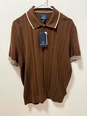 Ben Sherman Brown Short Sleeve Knit Polo with Cream Colored Trim Accent. Medium